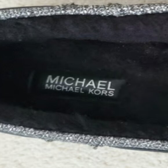 MICHAEL Michael Kors Sutton Moccasin Loafer Lamb Fur Glitter Chain Size 8 - Picture 3 of 8